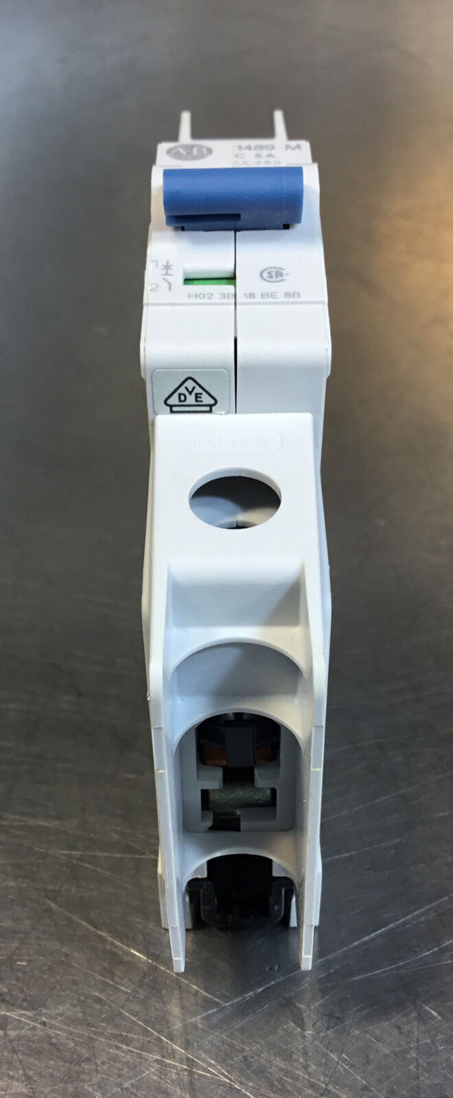 ALLEN BRADLEY  1489-M1C050 / D  5A 1 Pole      4G