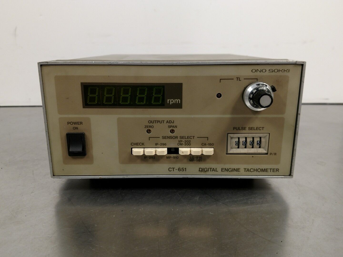 Ono Sokki CT-651 CT651 Digital Engine Tachometer 4F
