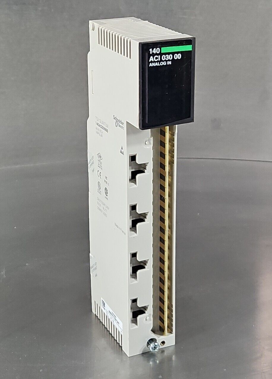 Schneider 140ACI03000 ANALOG IN Without Terminal.                       Loc3B-27