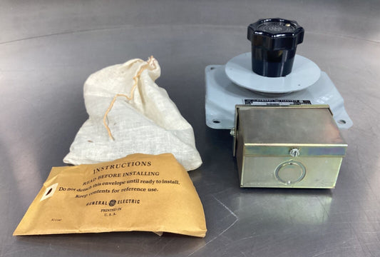 GE  8070EA101AA268  RHEOSTAT 460 OHMS 250V       4B