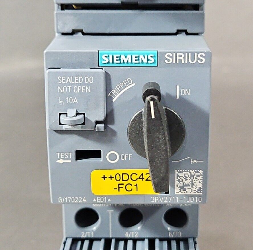 Siemens 3RV2711-1JD10 Circuit Breaker                                      4E-19