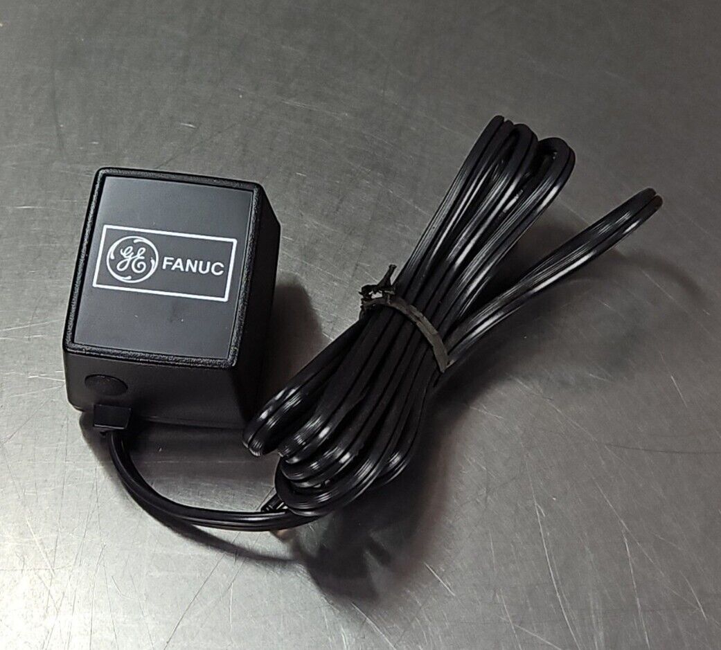 GE Fanuc IC66ОВСM5OIВ BATTERY CHARGER.                                    Loc 1E