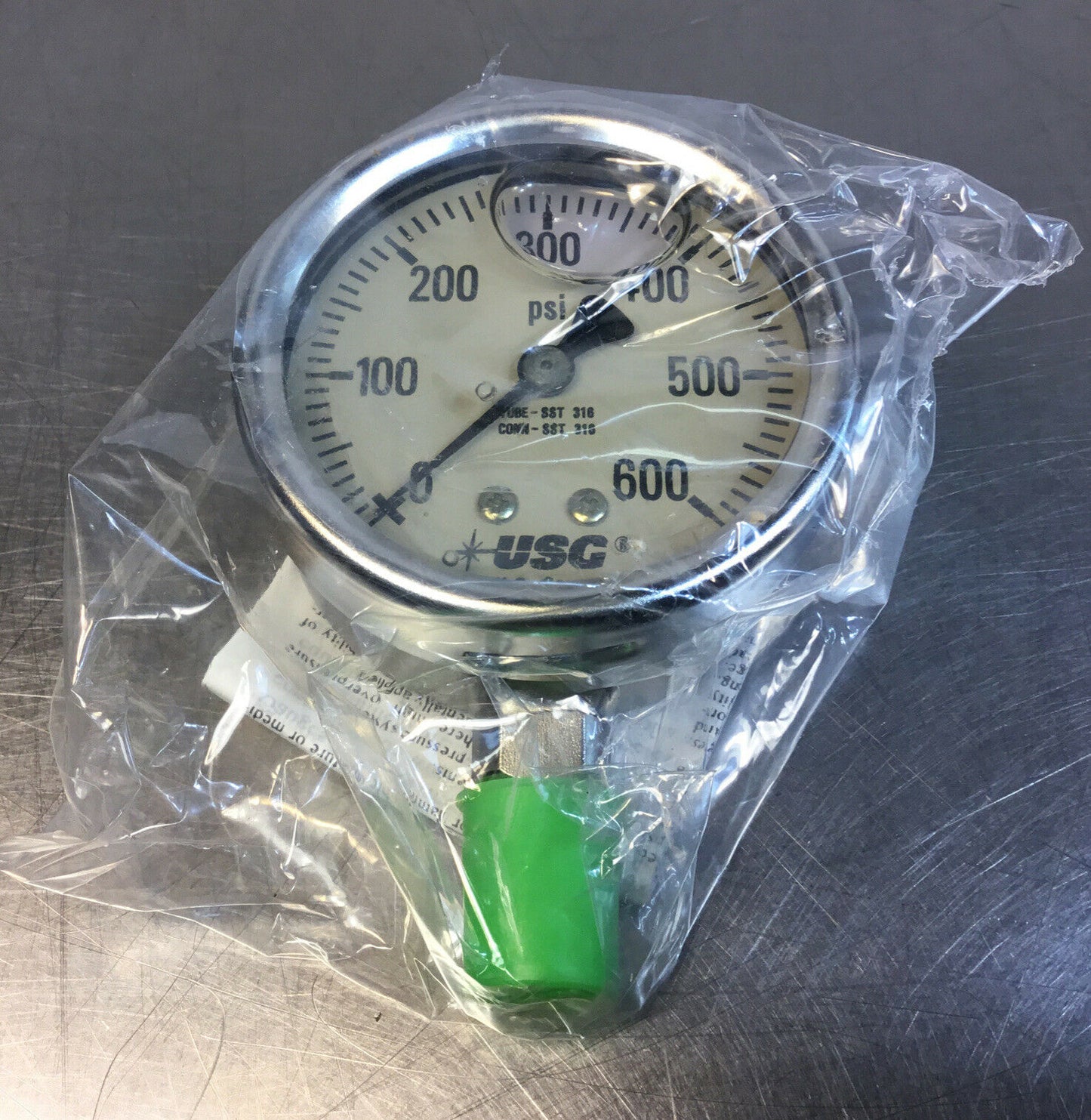 Ametek Gauge Division  256015LG  0-600PSI  Liquid Filled 1/4” LM   6E