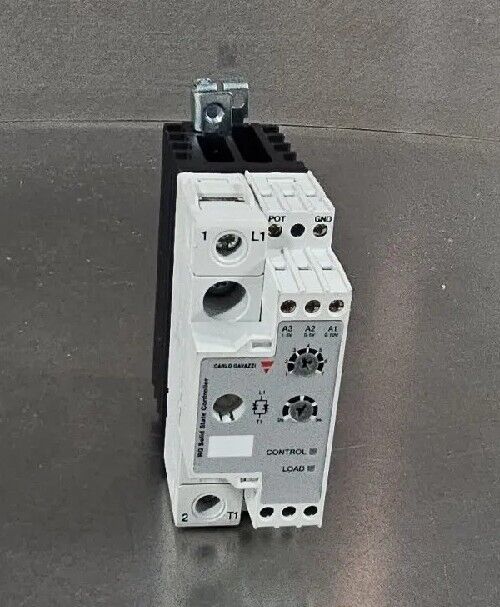 CARLO GAVAZZI RGC1P60V30EA Solid State Relay.                       Loc 4E-16