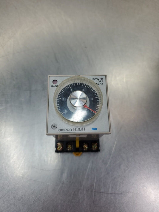 Omron H3BH-8 Timer Module w/2-M4C20 Base.                                  4C-25