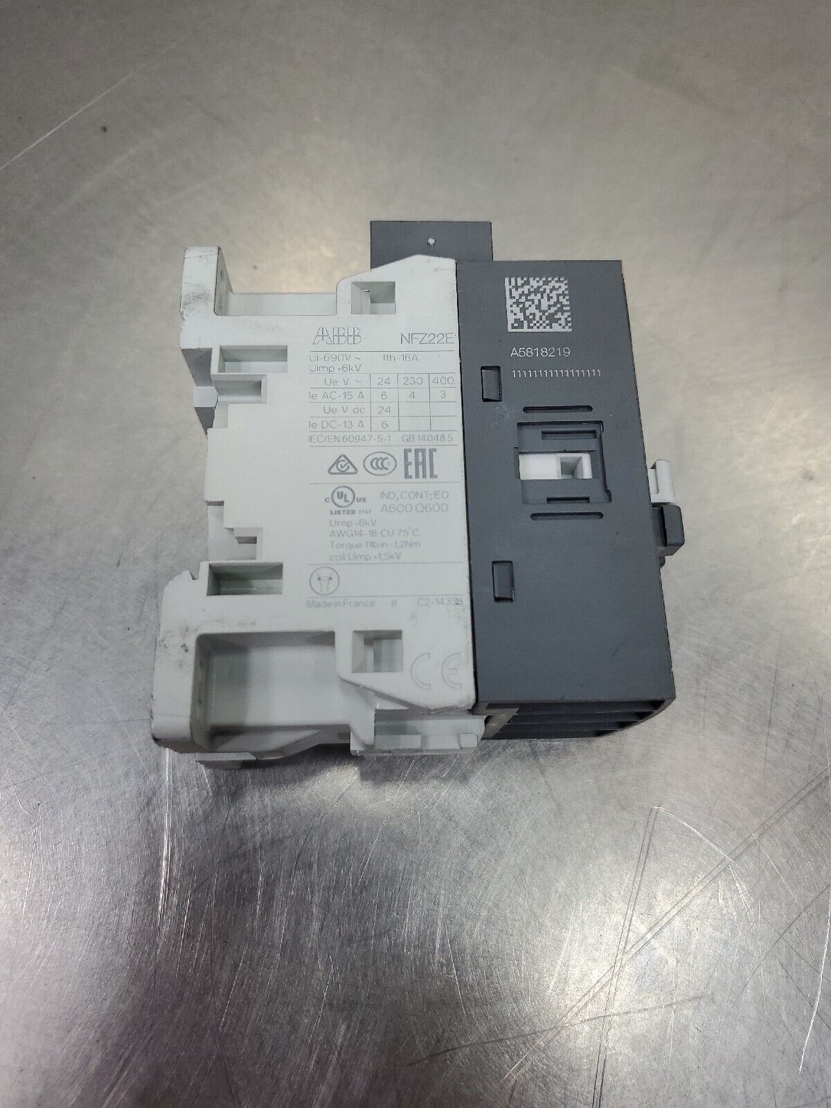 ABB NFZ22E-21 Contactor Type Intermediate Relay 24-60V 50/60Hz.               4H
