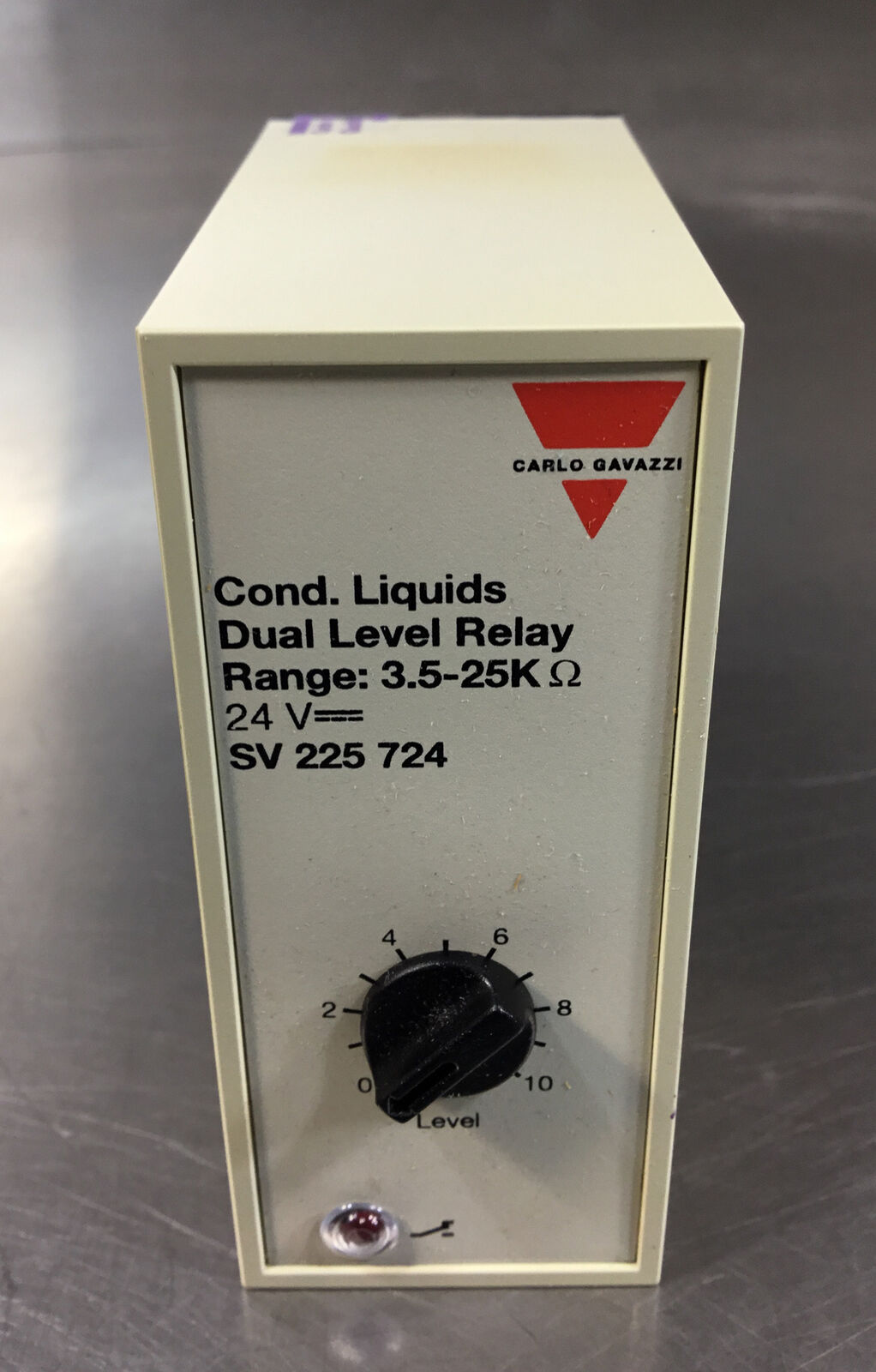 Carlo Gavazzi  SV225724  Dual Level Relay 24VDC 3.5-25K Ohms    4B-1