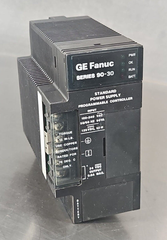 GE Fanuc IC693PWR321W Series 90-30 Power Supply 120/240VAC 125VDC.      Loc3D-21