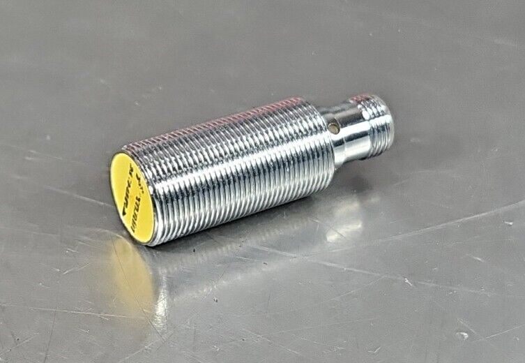 TURCK B18U M18 AP6X-H114 Inductive Proximity Sensor.                    Loc5D-22
