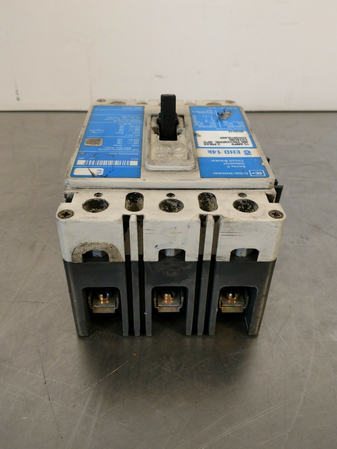 Cutler-Hammer EHD 14K Circuit Breaker 15 Amp Ser C - EHD3015LA04            4E-7