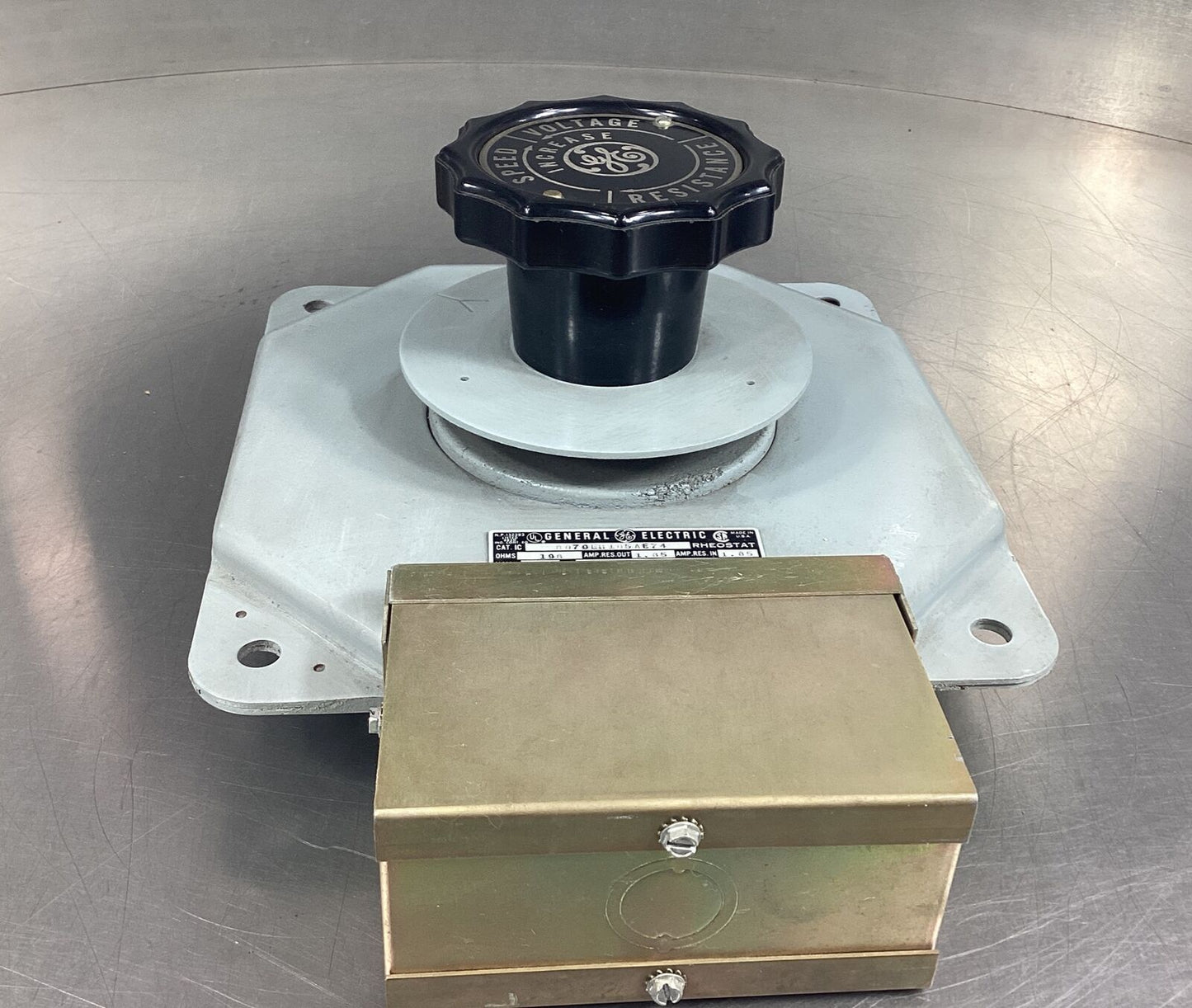 General Electric Rheostat, 600 Volt, Cat.# 8070EB105AE74  198 Ohms        4B