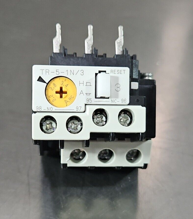 Fuji Electric TR-5-1N/3 Thermal Overload Relay.                            3C-11