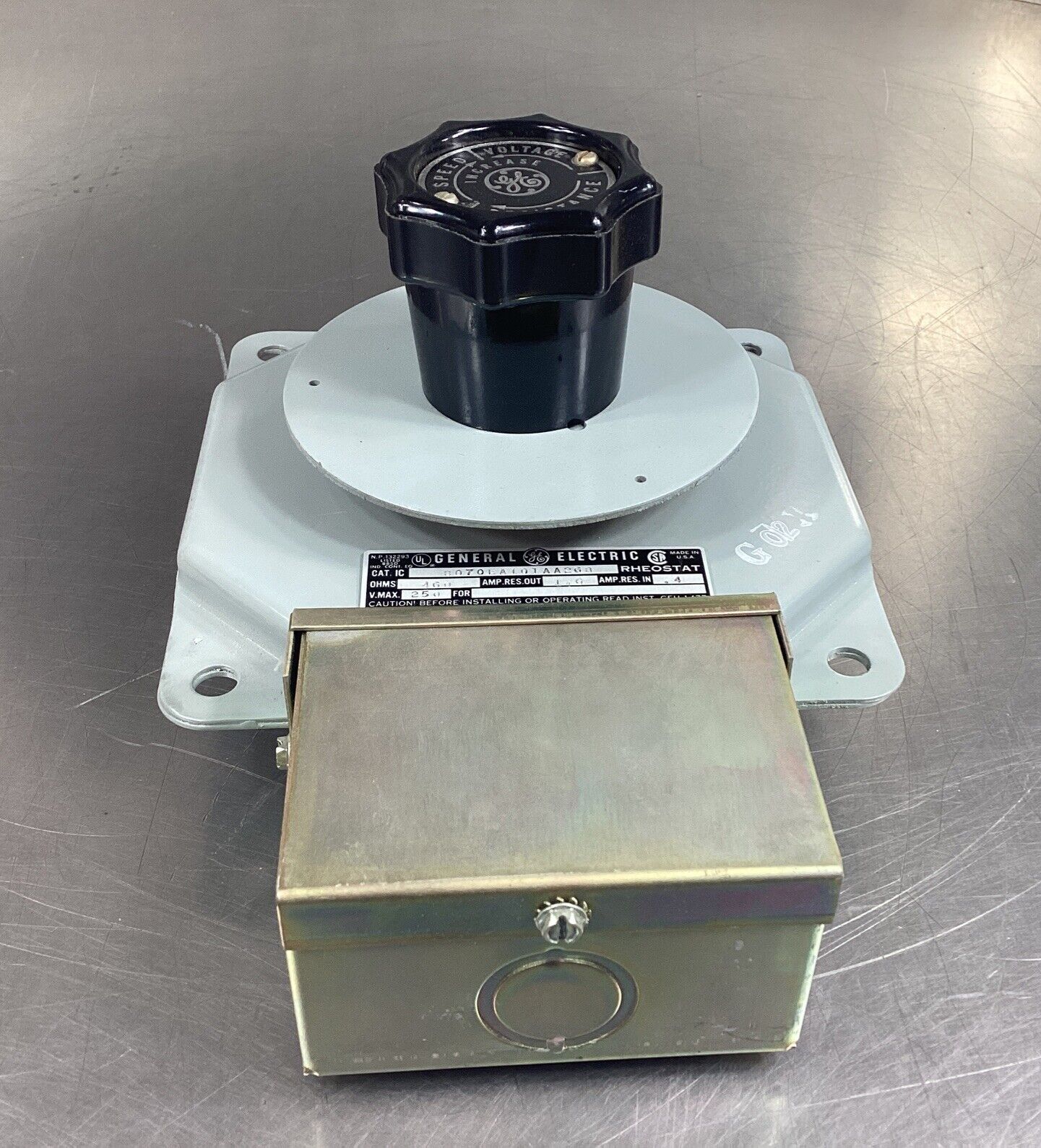 GE  8070EA101AA268  RHEOSTAT 460 OHMS 250V       4B