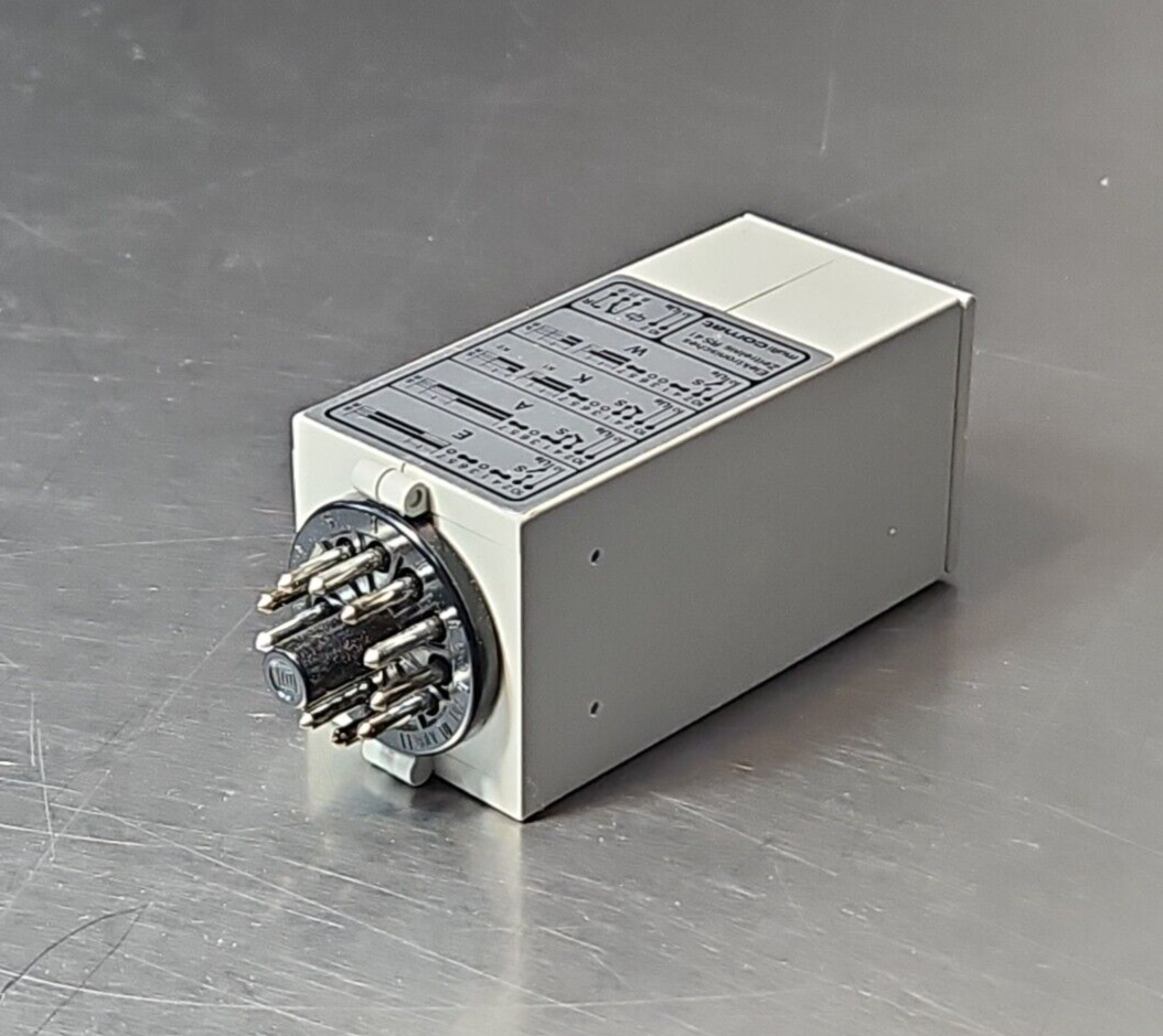 MULTI COMAT RS 41-2 Electronic Time Relay Pluggable    Loc3B28