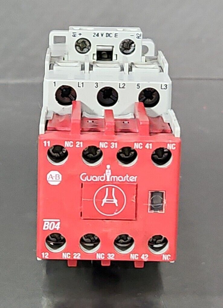 Allen-Bradley 100S-C37EJ04C (Complete Device) Safety Contactor.           4E-19