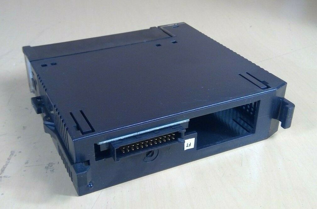 GE Fanuc IC693MDL645H Input Module 24VDC 16Pt Pos/Neg Logic                   3H