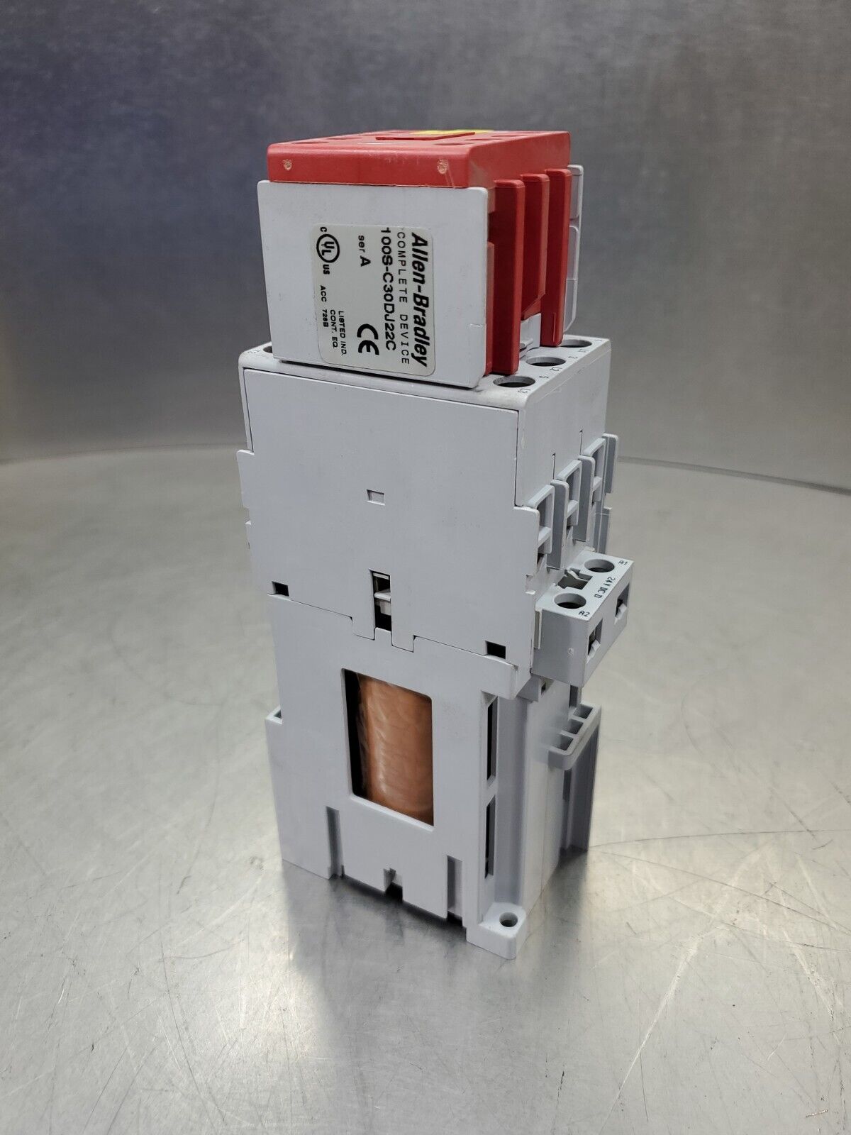 ALLEN BRADLEY 100S-C30DJ22C CONTACTOR UNIT.                                4D-24